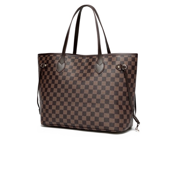 Checkered Tote - Picture 2 of 5